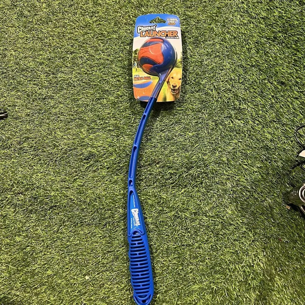 Chuckit! Junior 18M Launcher Ultra Ball Dog Fetch Toy Slobber-Free Pickup New